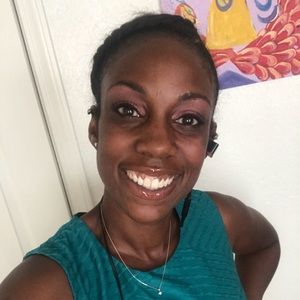 Meet your Posher, Ronecia